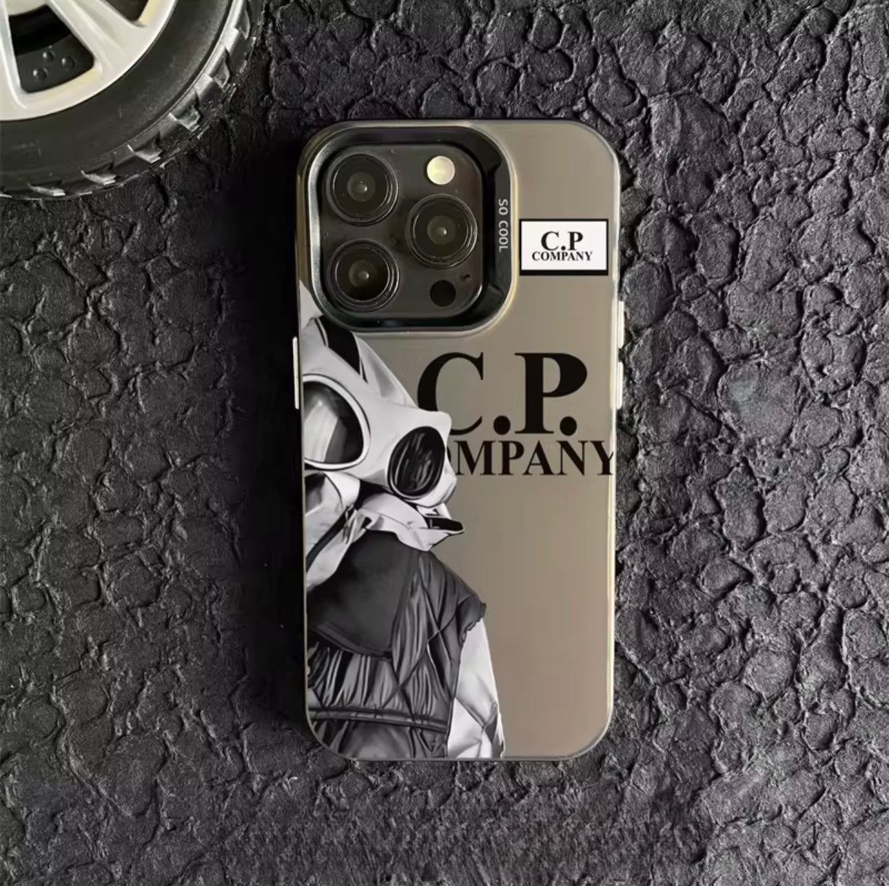 COQUES CP COMPANY (M1) POUR IPHONE 14/15/16 PLUS, PRO, PRO MAX…